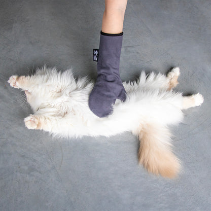 AMBER - Microfiber care glove Grey