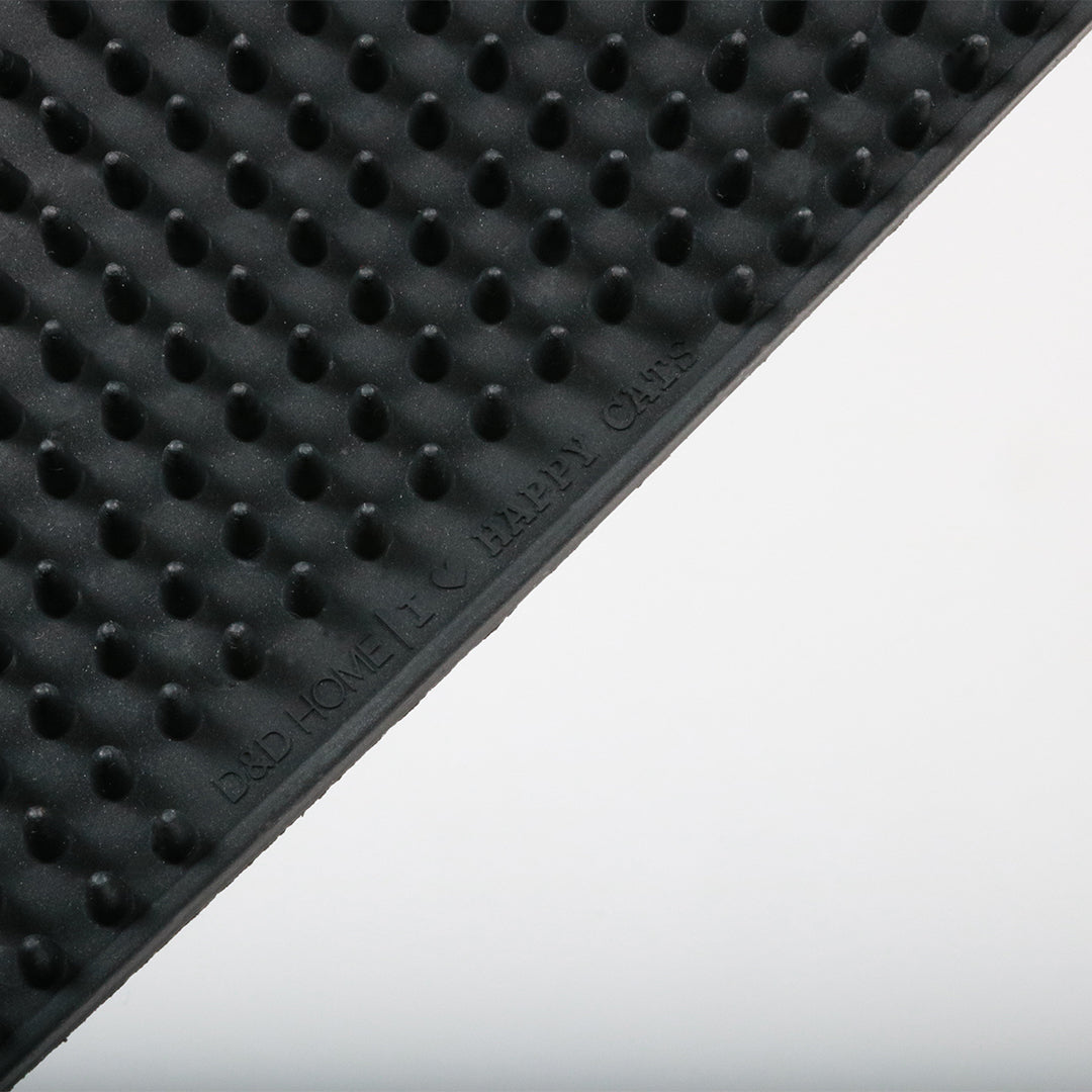 LEX - Licking mat studs Black