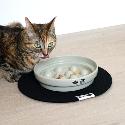 SUE - Slow feeder