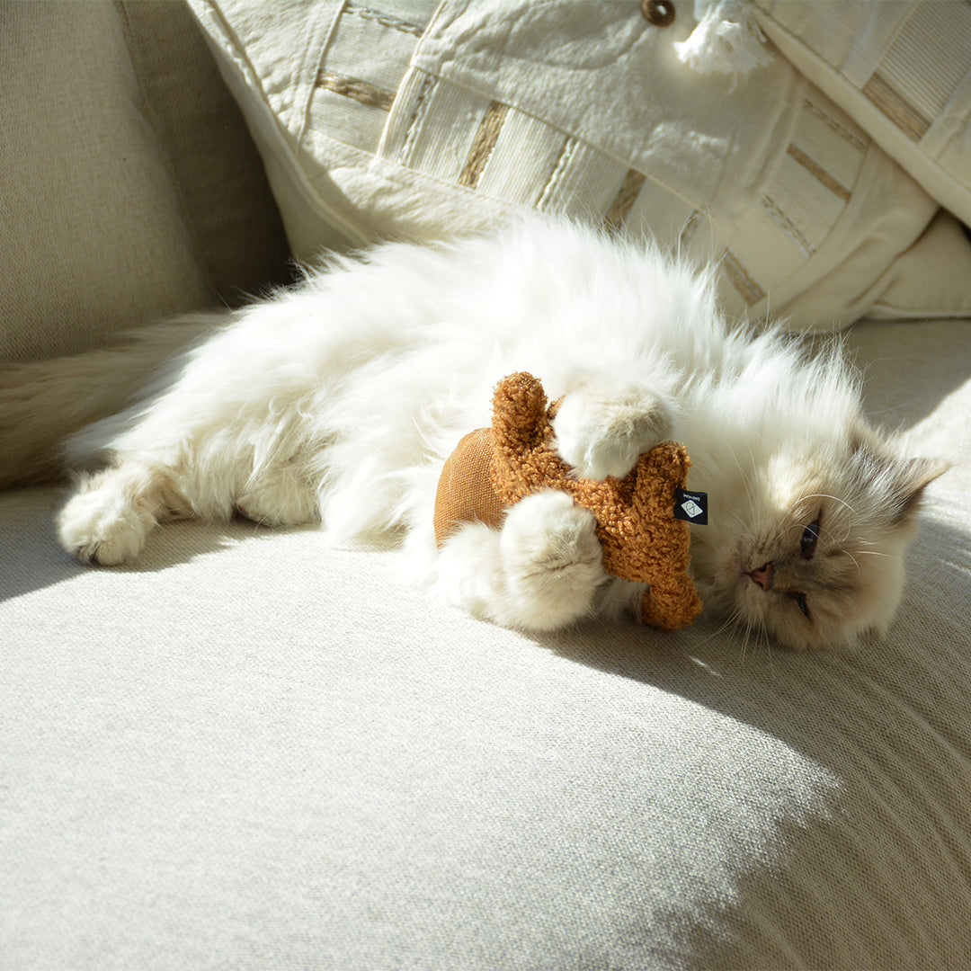 ZOEY - Refillable cat kicking cushion Brown